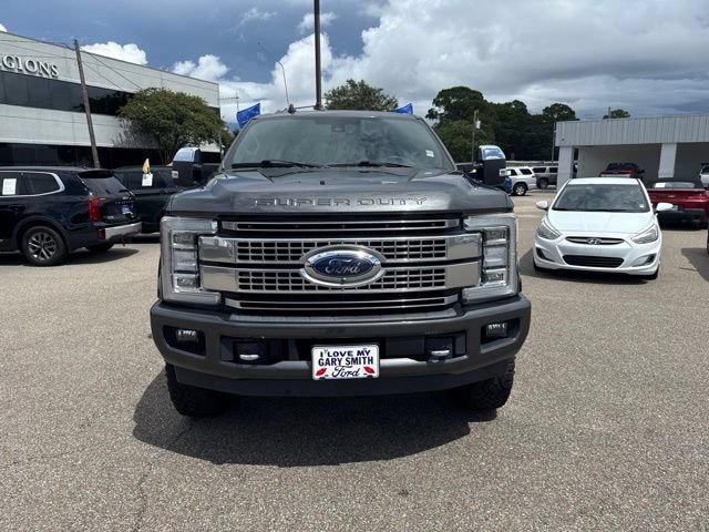 Certified 2019 Ford F350 Platinum w/ Platinum Ultimate Package AWD/4WD image 3