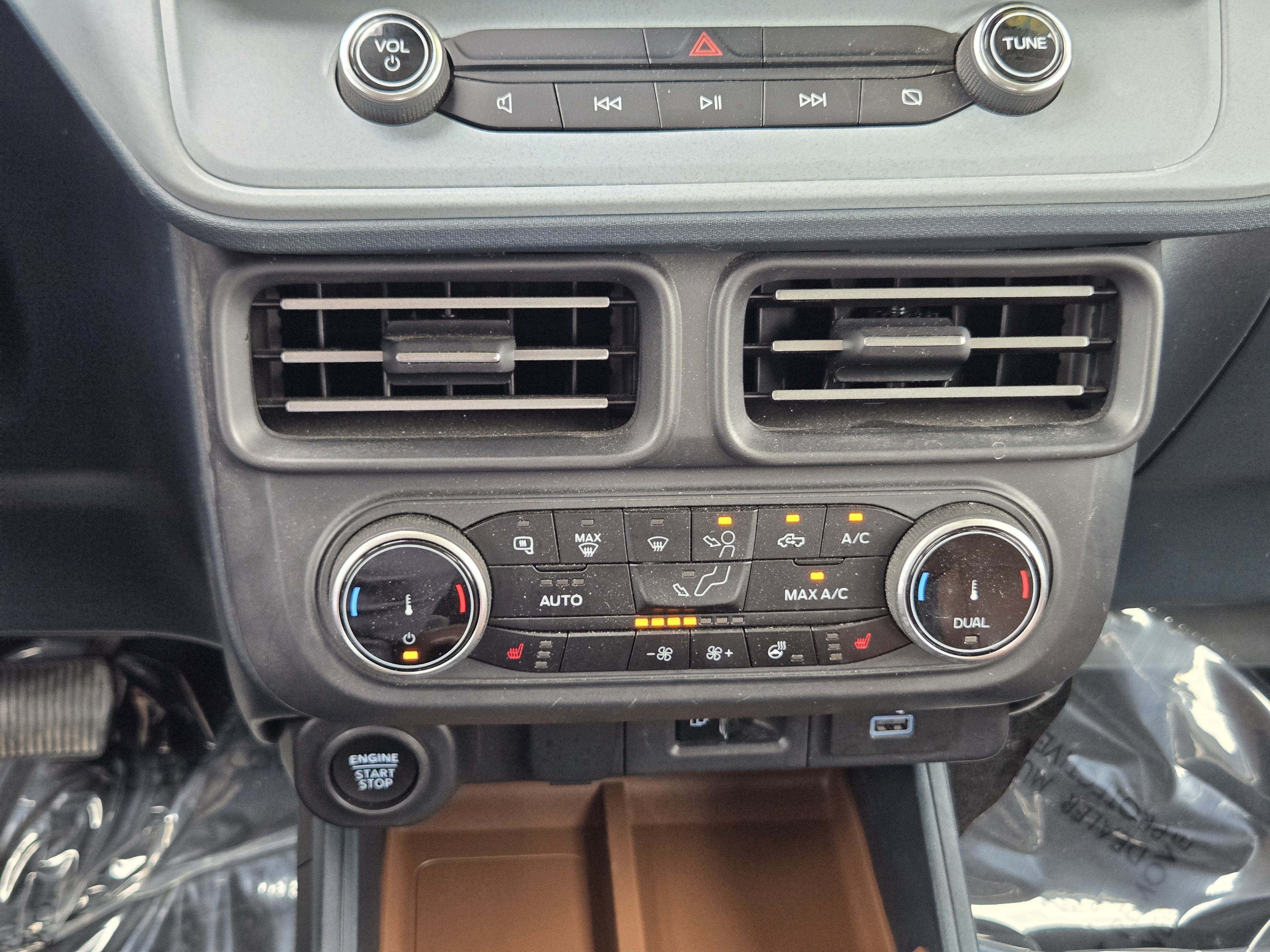 Certified 2024 Ford Maverick Lariat FWD image 20