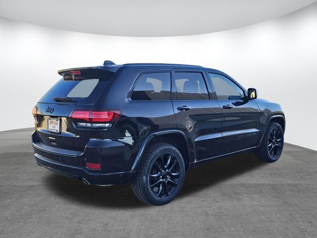 Used 2020 Jeep Grand Cherokee Altitude image 4