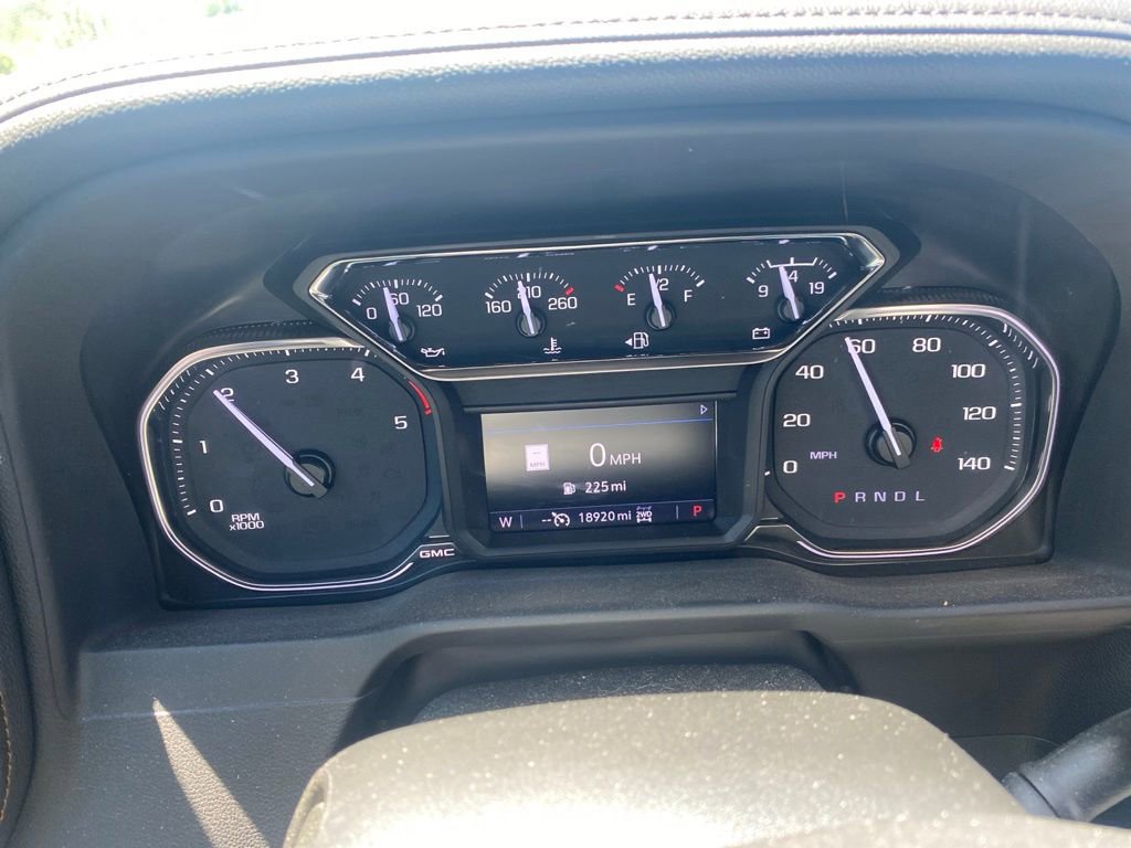 Used 2023 GMC Sierra 2500 AT4 w/ AT4 Preferred Package AWD/4WD image 11