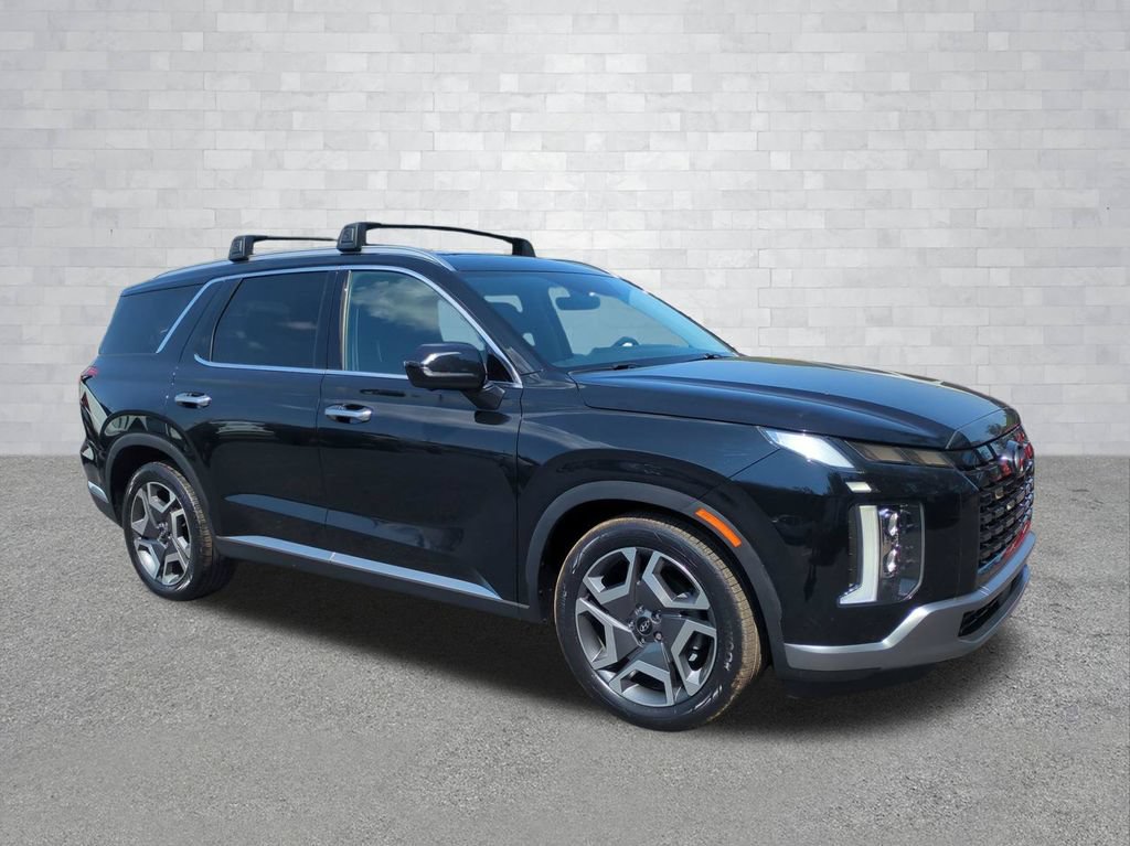 Used 2024 Hyundai Palisade Limited AWD/4WD image 2