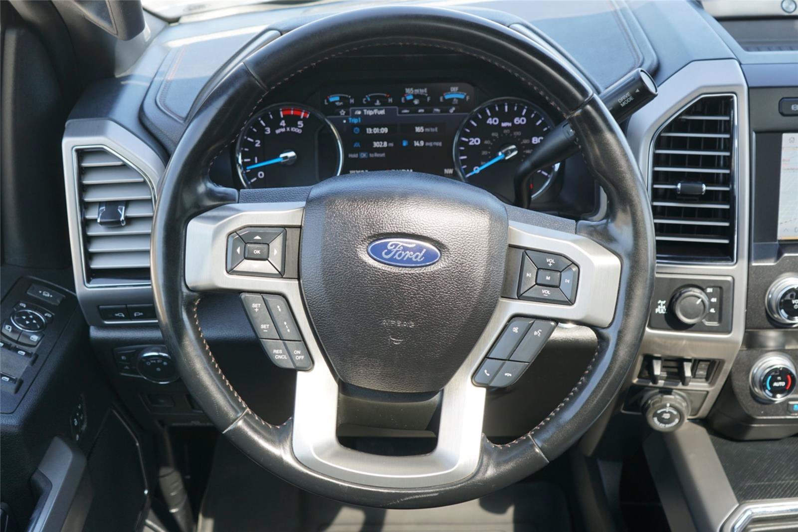 Certified 2021 Ford F250 Platinum w/ Tremor Off-Road Package AWD/4WD image 26