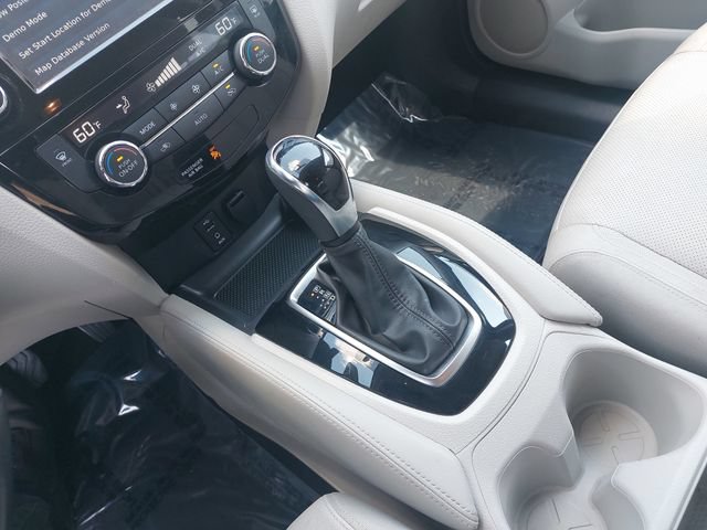 Used 2017 Nissan Rogue Sport SL AWD/4WD image 24