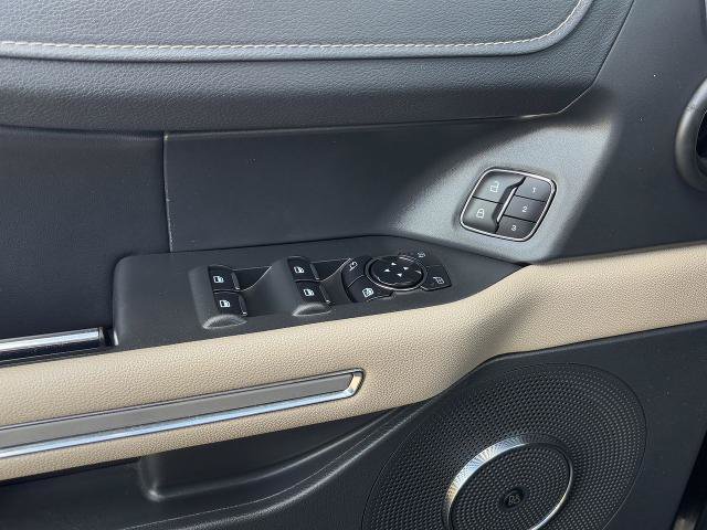Certified 2024 Ford Expedition Max Limited RWD image 25