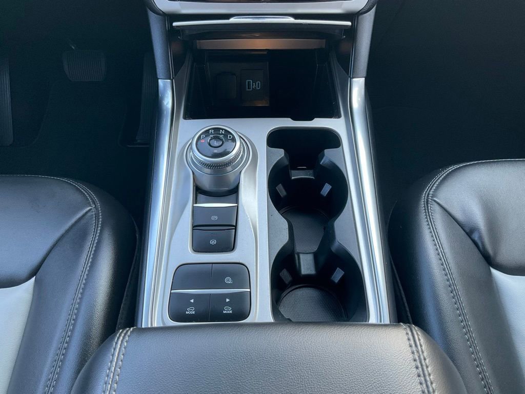 Certified 2022 Ford Explorer XLT w/ Equipment Group 202A image 81