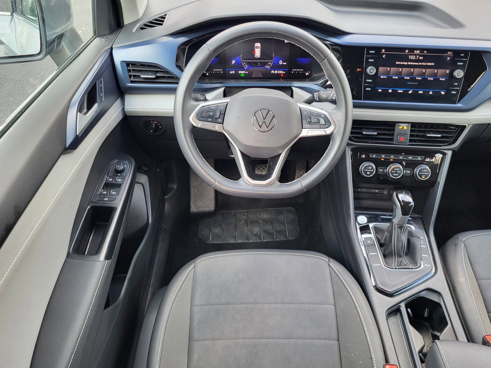 Used 2024 Volkswagen Taos SE FWD image 14