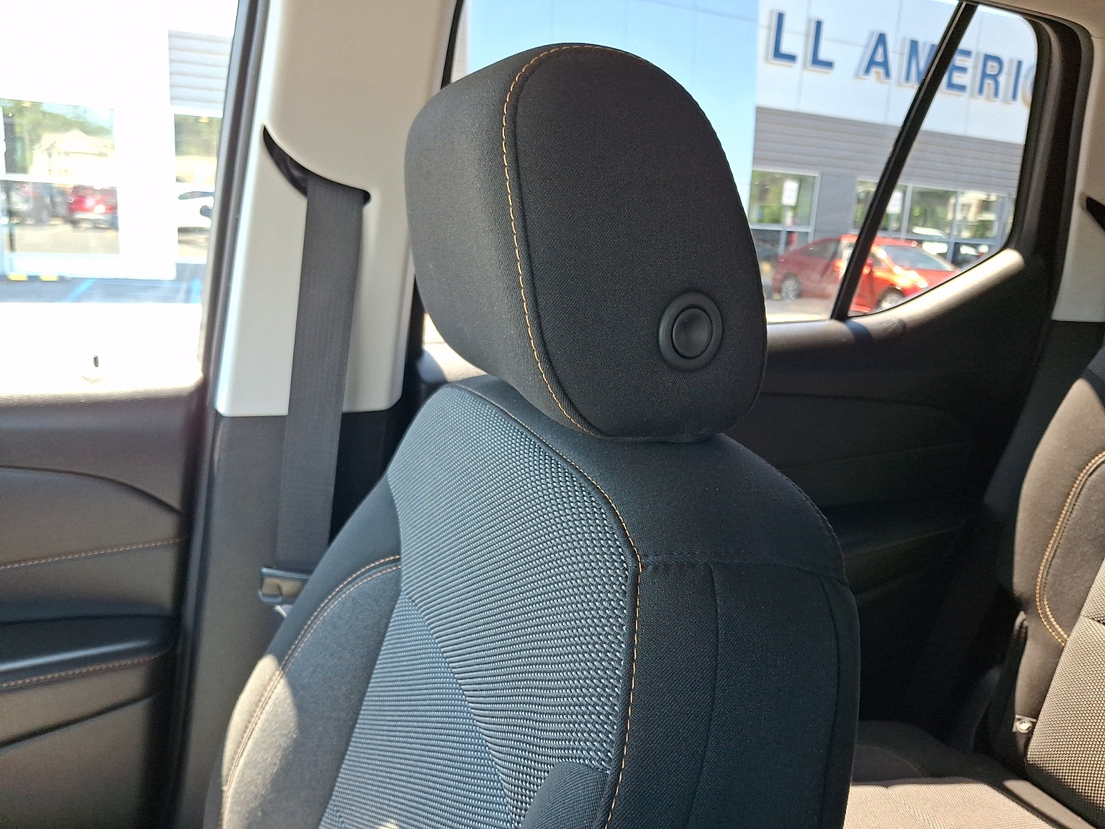 Used 2019 Chevrolet Traverse LT AWD/4WD image 17