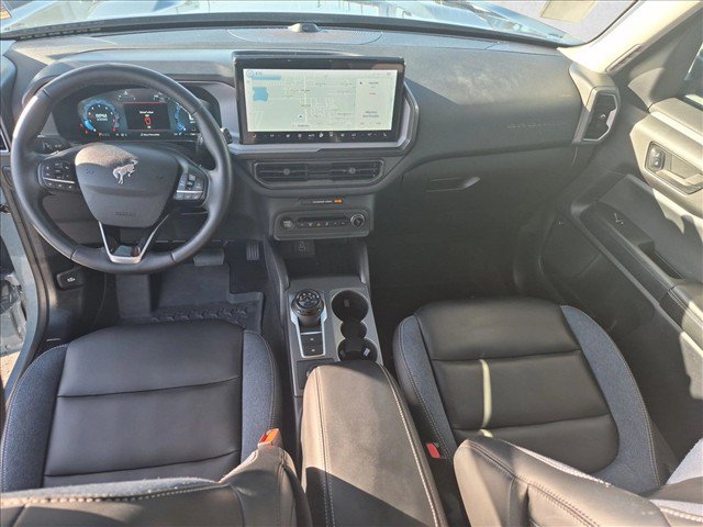 Certified 2025 Ford Bronco Sport Outer Banks w/ Outer Banks Tech Package+ AWD/4WD image 18