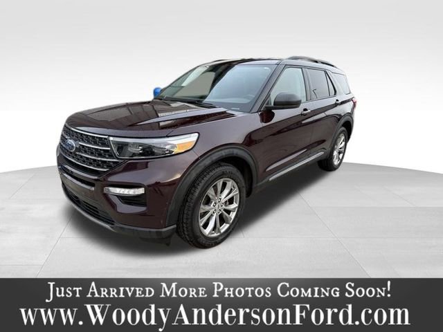 Certified 2022 Ford Explorer XLT w/ Equipment Group 202A image 1