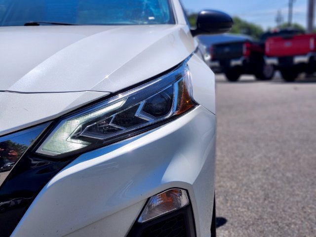 Used 2021 Nissan Altima 2.0 SR FWD image 10