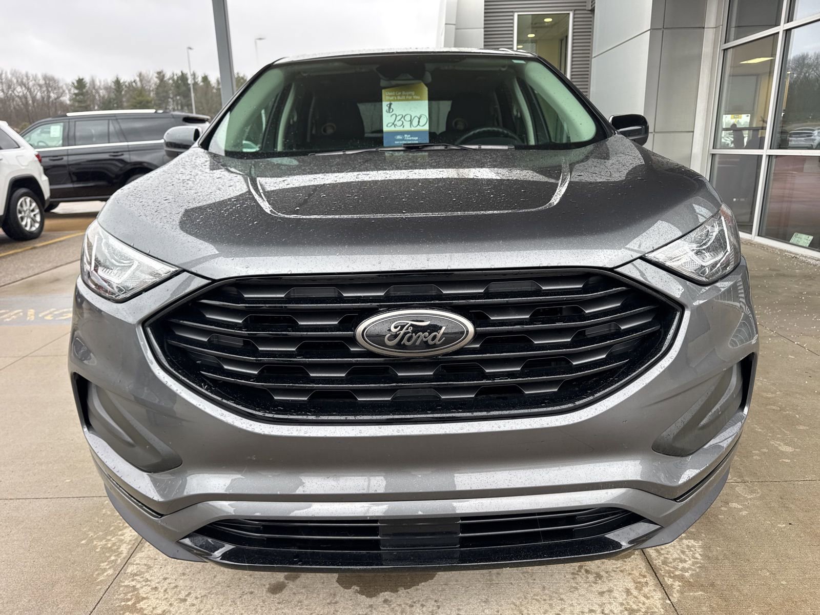 Certified 2023 Ford Edge SE w/ Black Appearance Package image 11