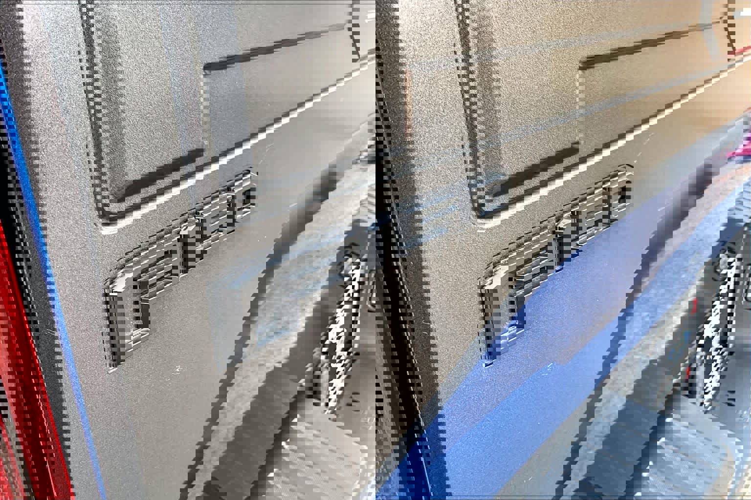 Certified 2018 Ford F150 Raptor w/ Equipment Group 802A Luxury image 33