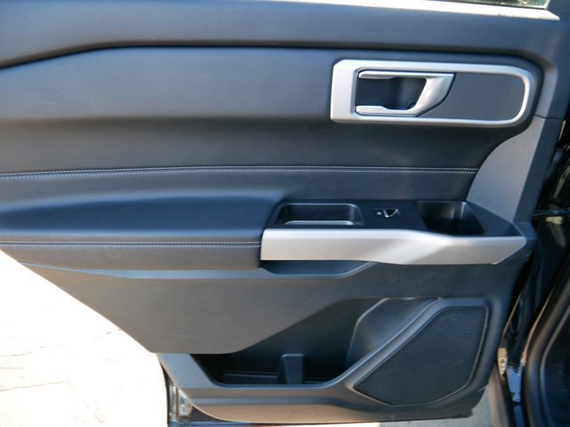 Certified 2023 Ford Explorer XLT w/ Equipment Group 202A image 15