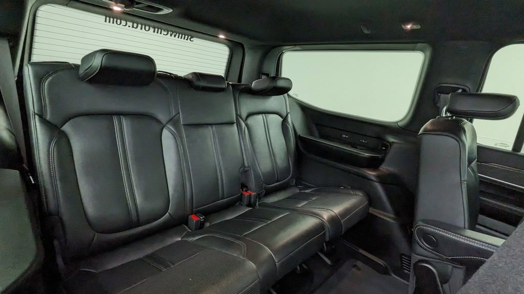 Used 2024 Jeep Wagoneer Series III image 41