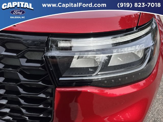 Certified 2025 Ford Explorer ST-Line w/ Premium Package RWD image 11