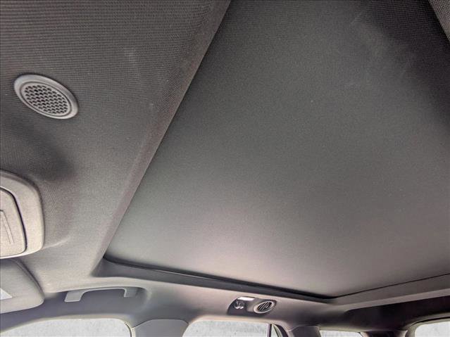 Certified 2023 Ford Explorer ST-Line w/ Class IV Trailer Tow Package image 15