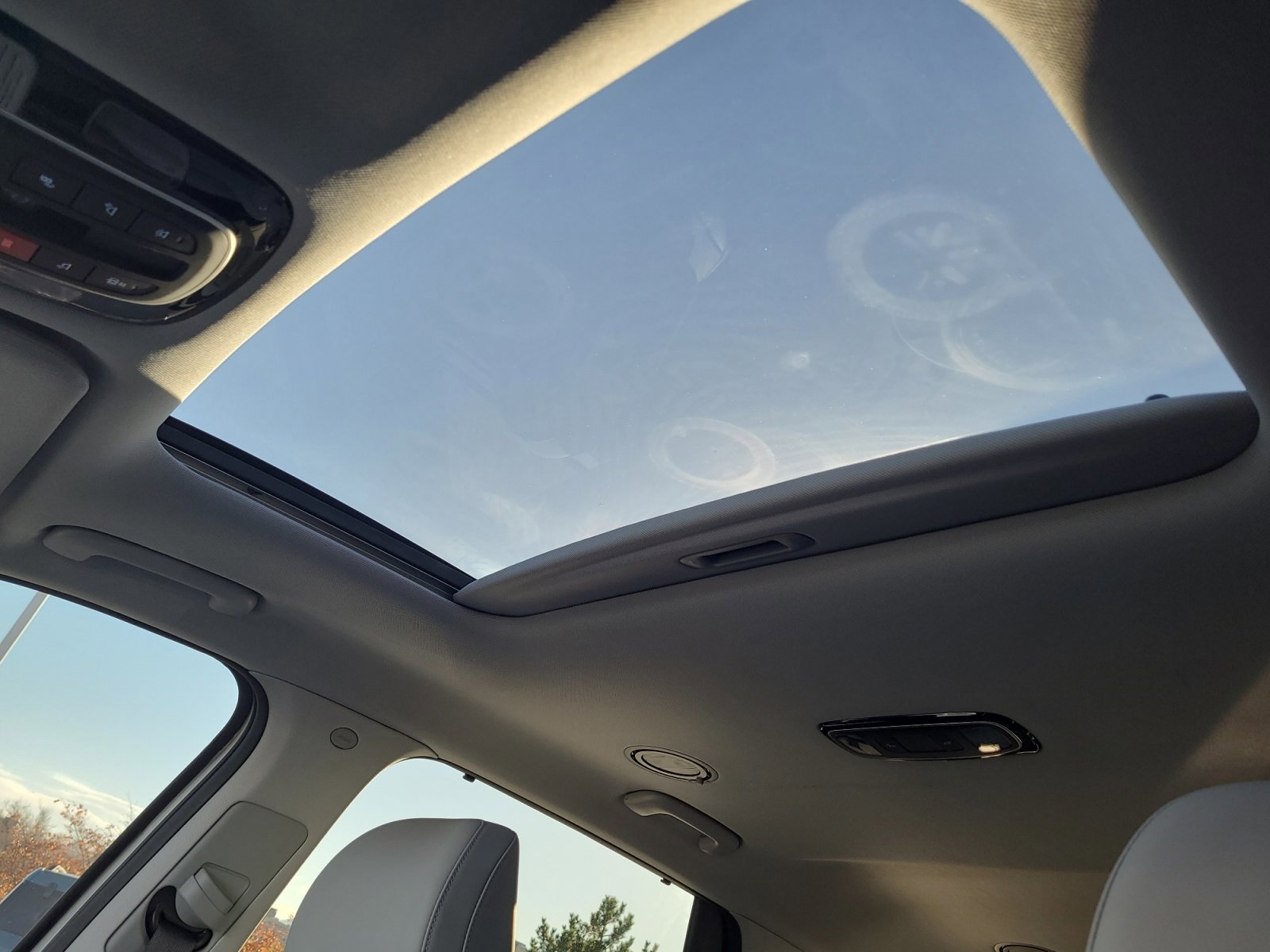 Used 2025 Hyundai Palisade SEL image 32