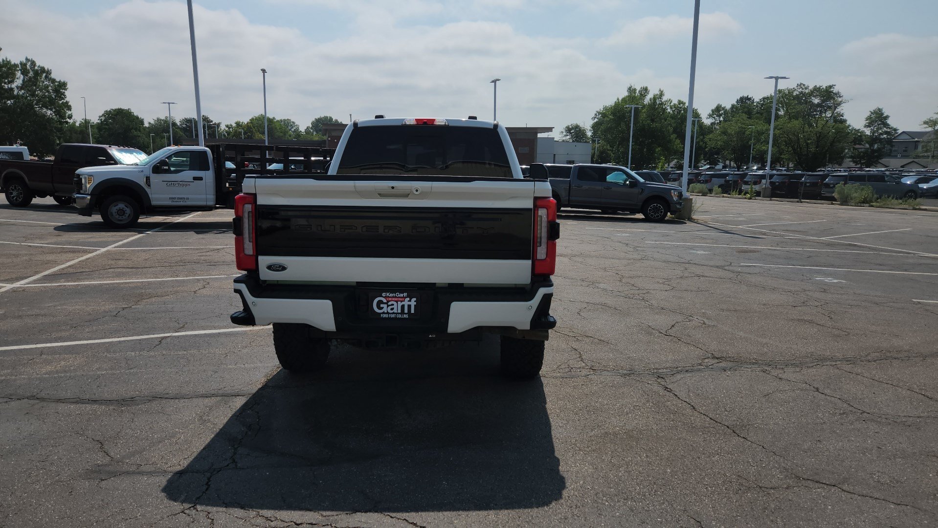 Certified 2025 Ford F250 Platinum w/ Tremor Off-Road Package AWD/4WD image 8