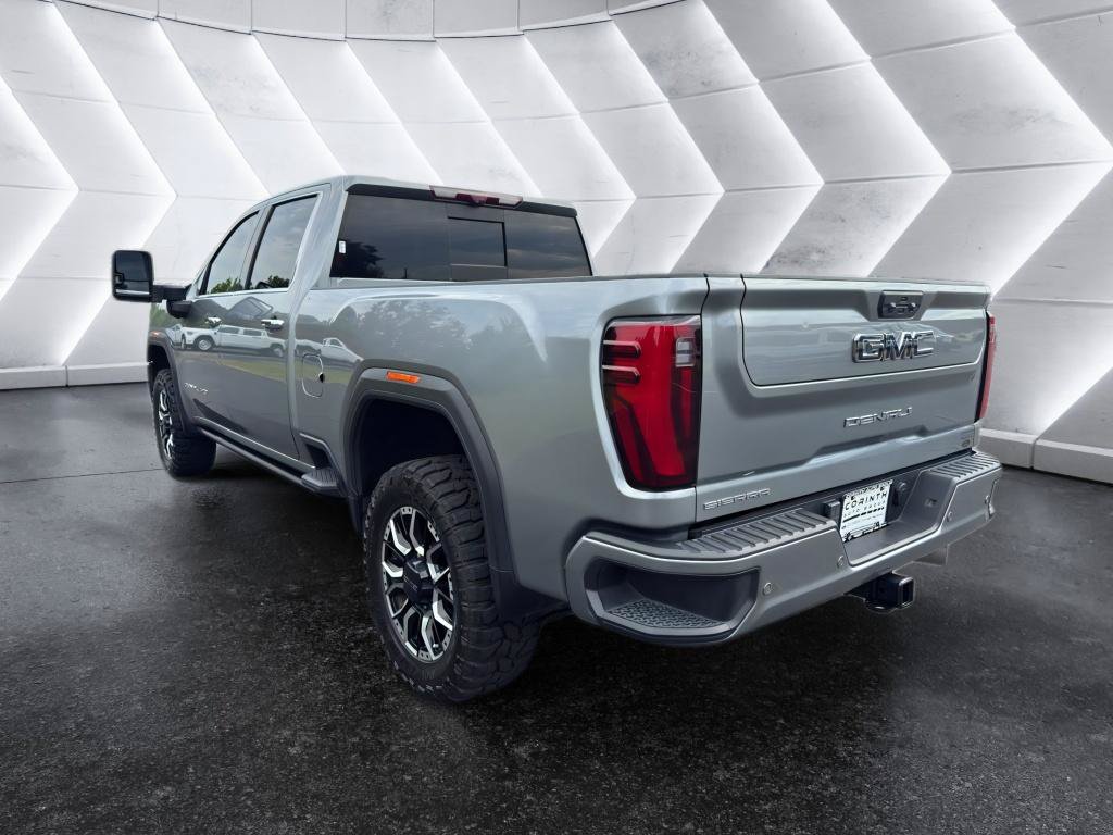 Used 2024 GMC Sierra 2500 Denali Ultimate w/ Max Trailering Package AWD/4WD image 5