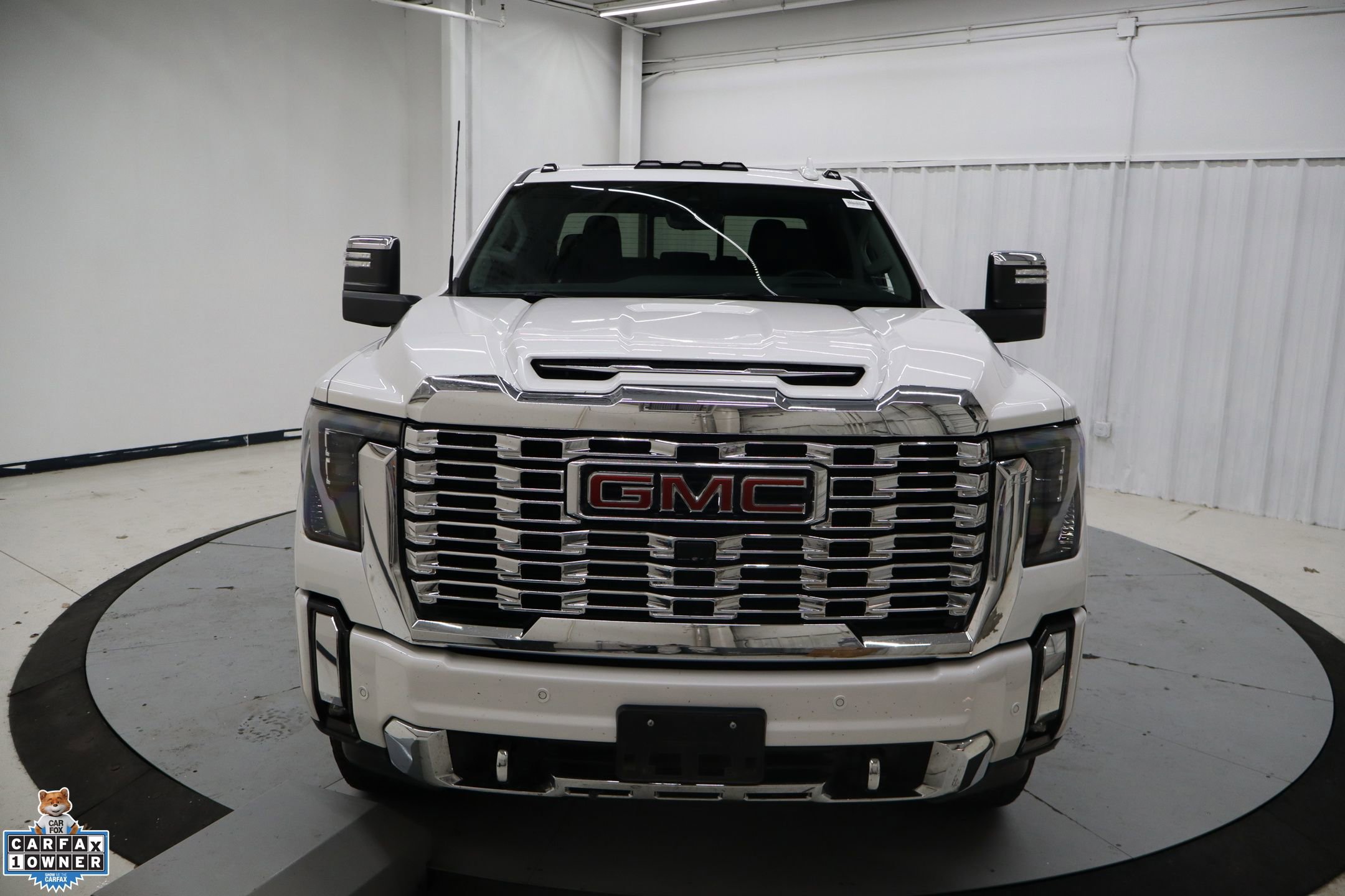 Used 2024 GMC Sierra 2500 Denali w/ Denali Reserve Package image 8