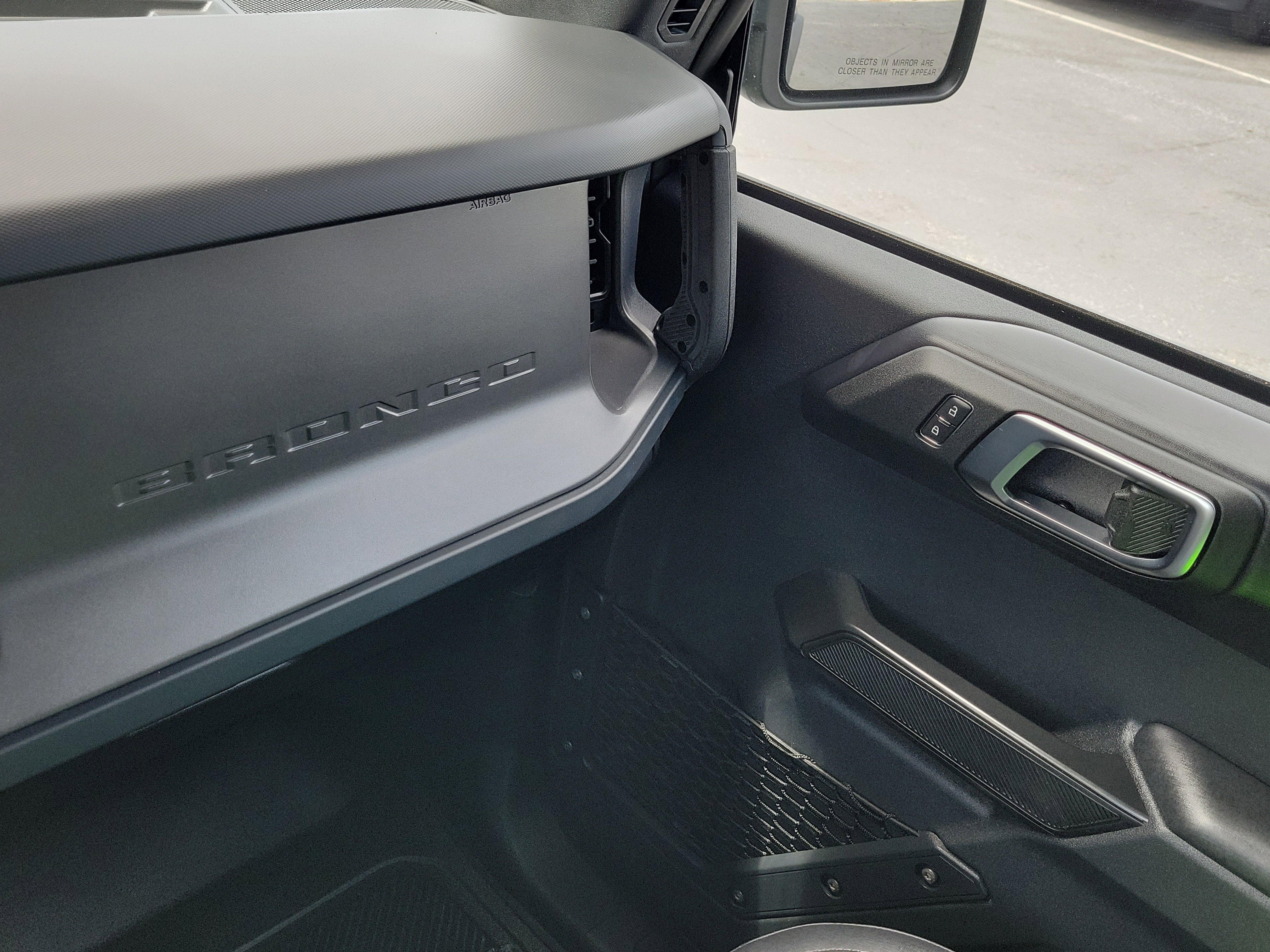 Certified 2025 Ford Bronco Badlands AWD/4WD image 28