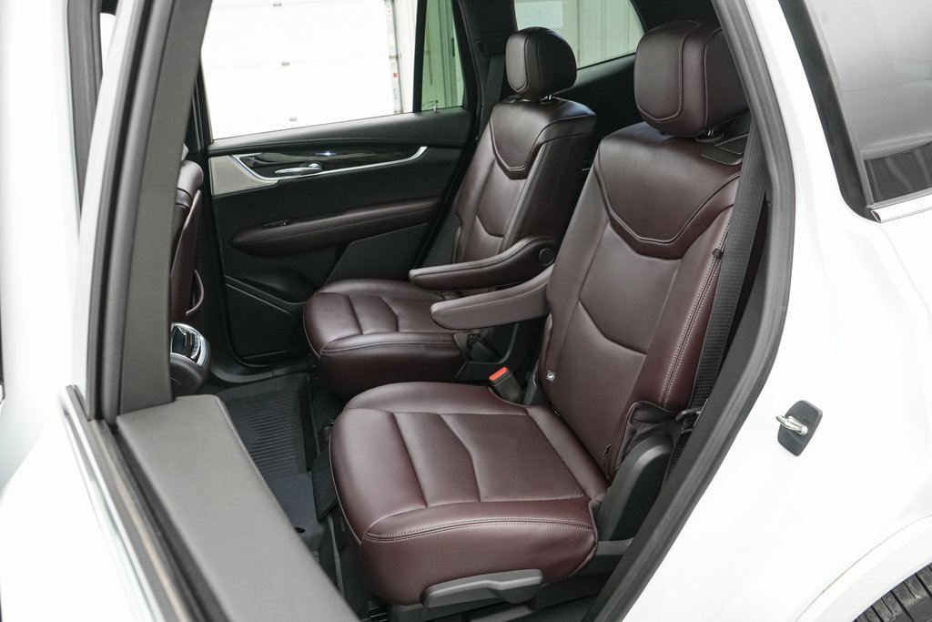 Used 2024 Cadillac XT6 Premium Luxury w/ Technology Package image 22