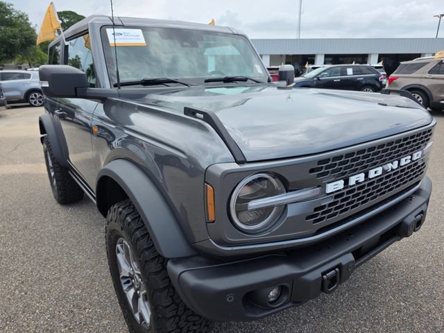 Certified 2025 Ford Bronco Badlands AWD/4WD image 2