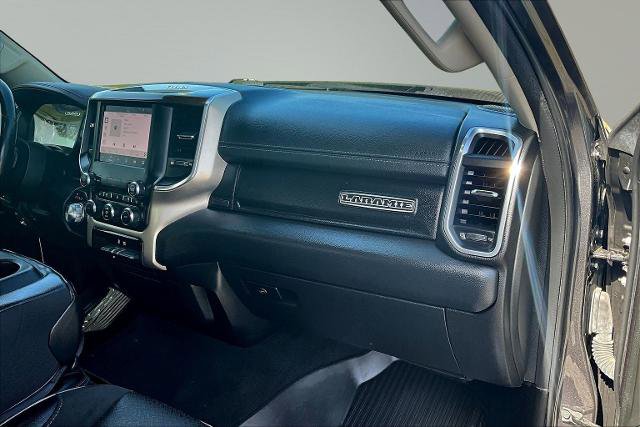 Used 2022 RAM 1500 Laramie AWD/4WD image 17