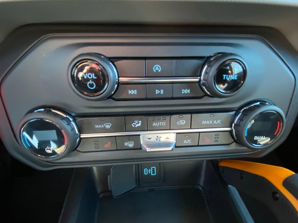 Certified 2023 Ford Bronco Badlands image 16