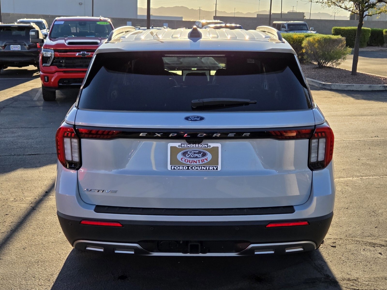 Certified 2025 Ford Explorer Active w/ Active Comfort Package image 4