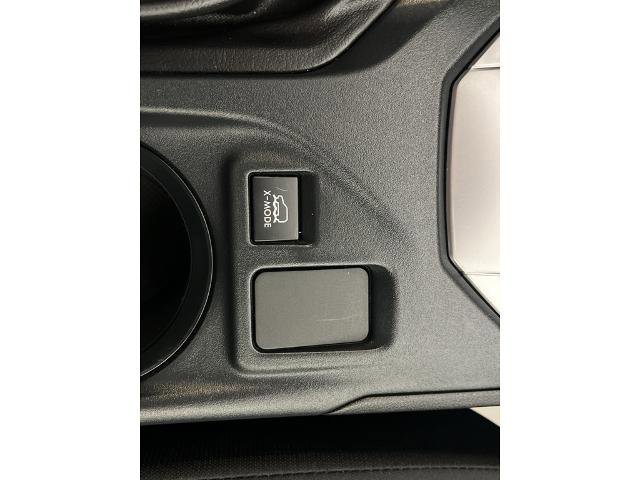 Used 2023 Subaru Crosstrek 2.0i image 32