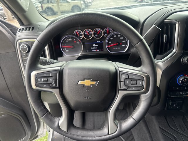 Used 2021 Chevrolet Silverado 2500 LT w/ Texas Edition AWD/4WD image 15