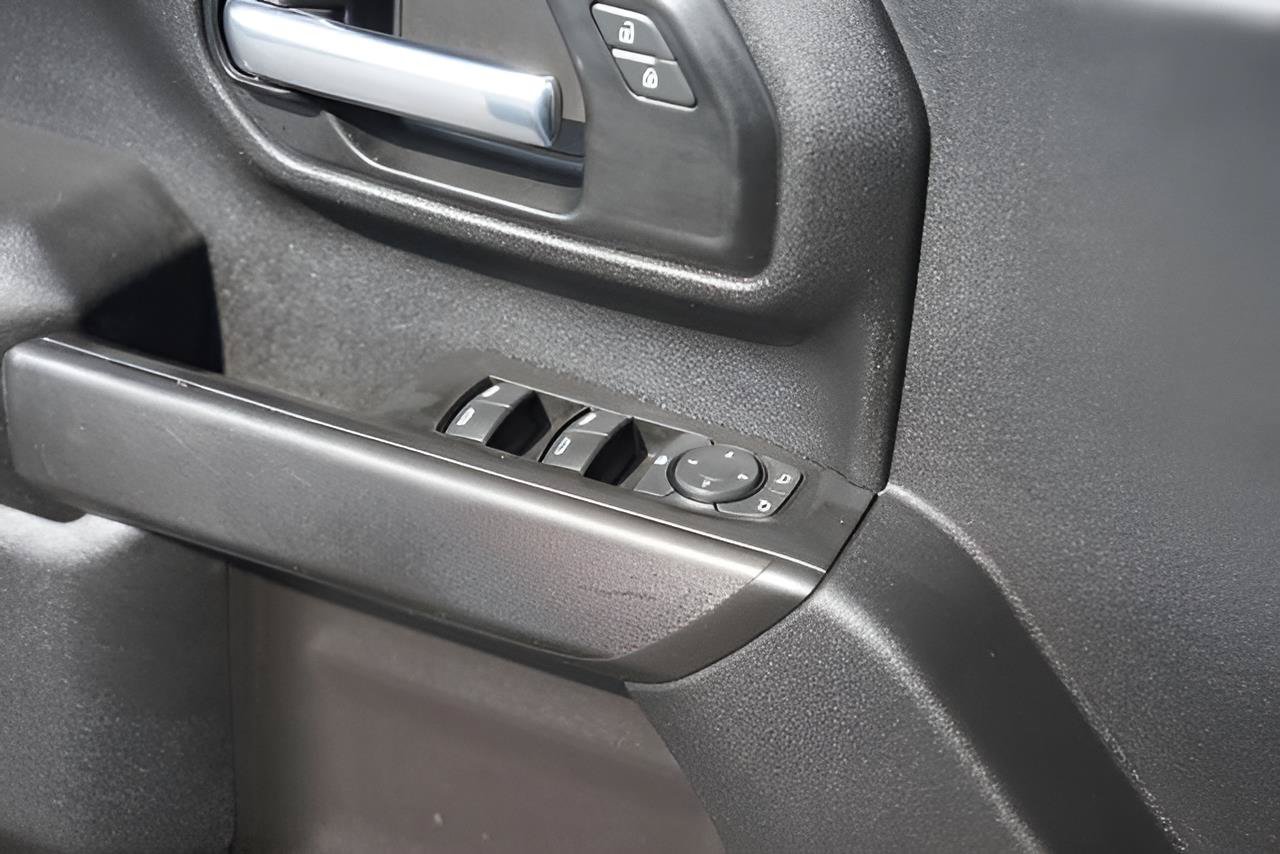 Used 2020 GMC Sierra 3500 4x4 Crew Cab w/ Convenience Package image 29
