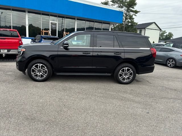 Certified 2025 Ford Expedition Active AWD/4WD image 17