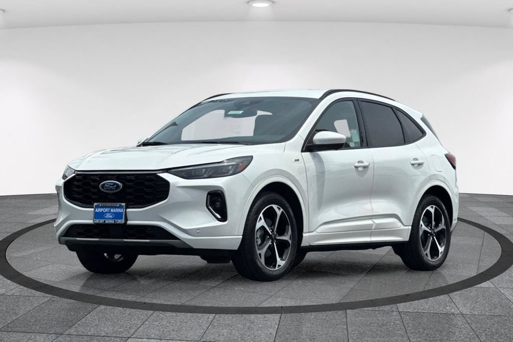Certified 2023 Ford Escape ST-Line Elite AWD/4WD image 8