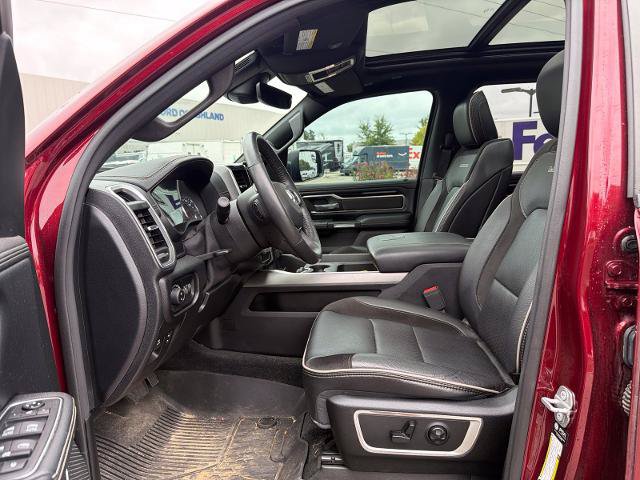 Used 2021 RAM 1500 Laramie w/ Sport Appearance Package AWD/4WD image 29