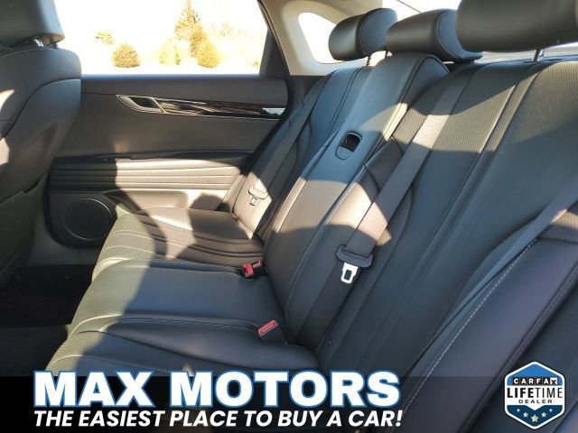Used 2023 Genesis G80 2.5T AWD/4WD image 13