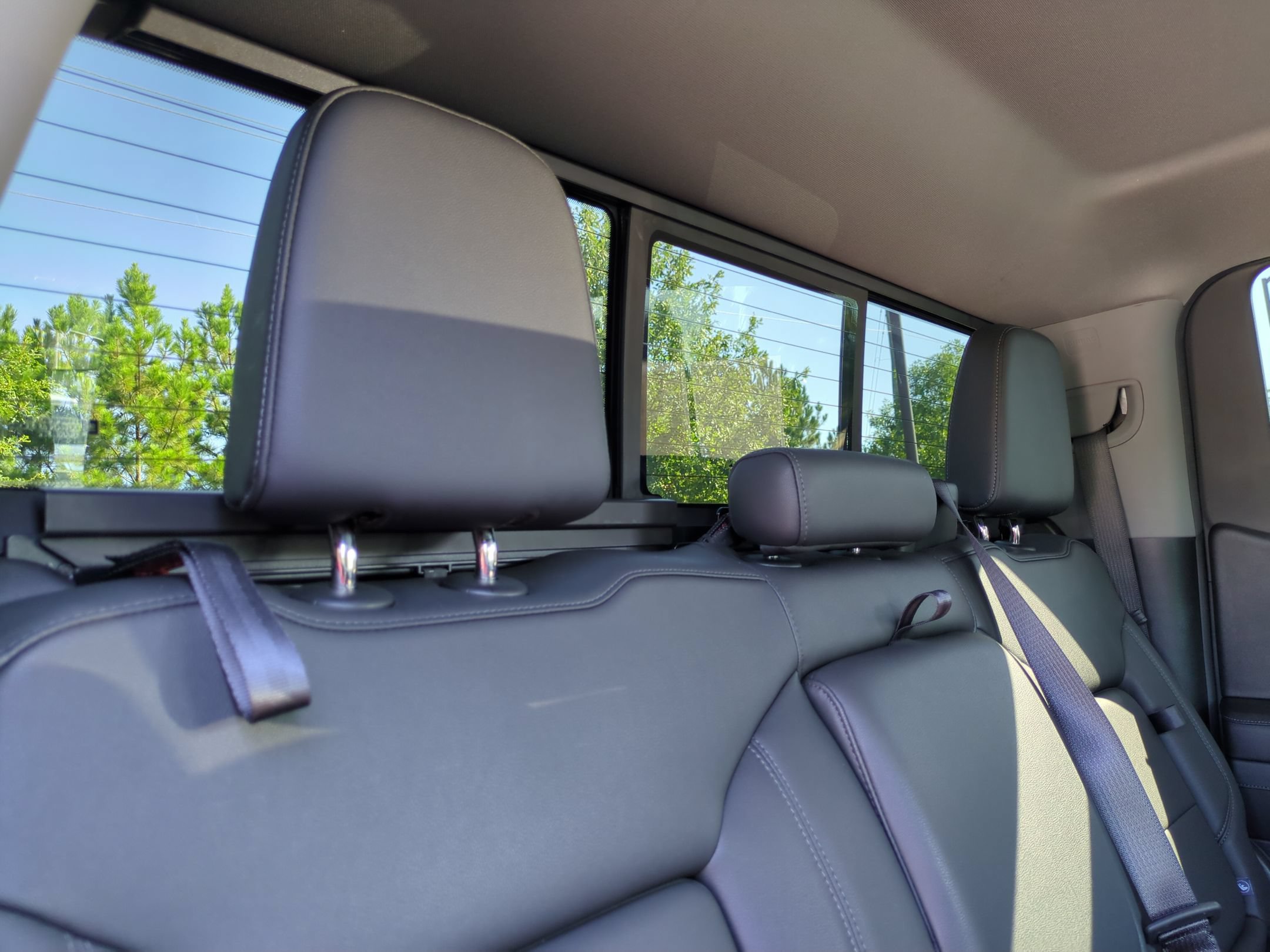 Used 2024 Chevrolet Silverado 1500 LT Trail Boss w/ Convenience Package II AWD/4WD image 36