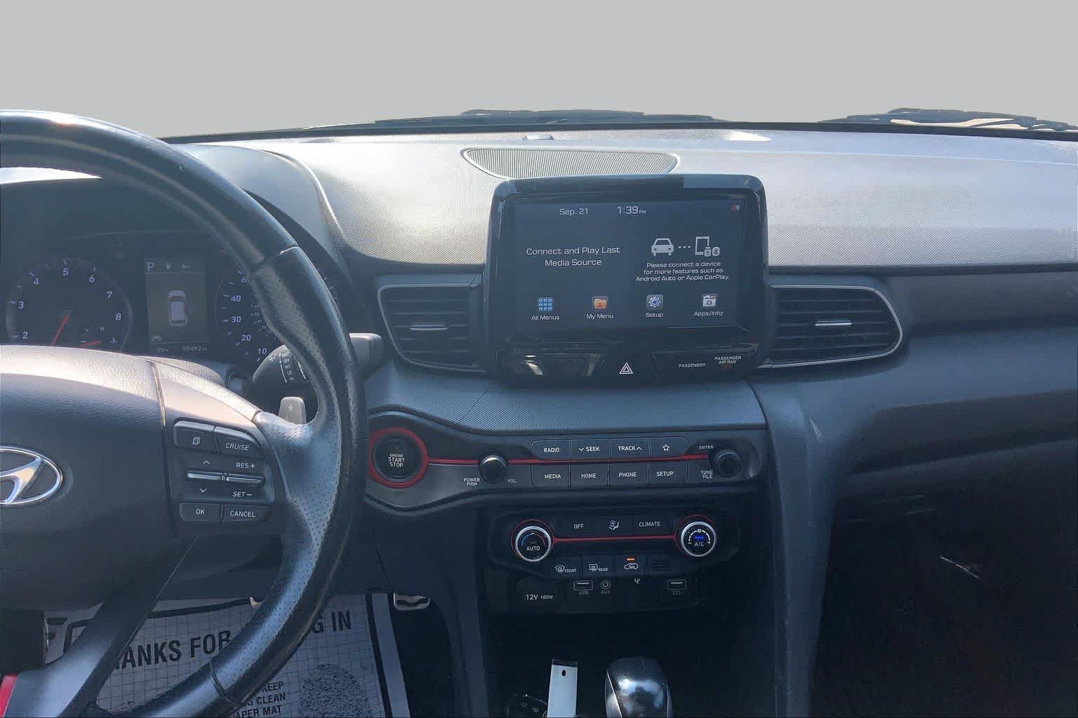 Used 2020 Hyundai Veloster Turbo FWD image 7