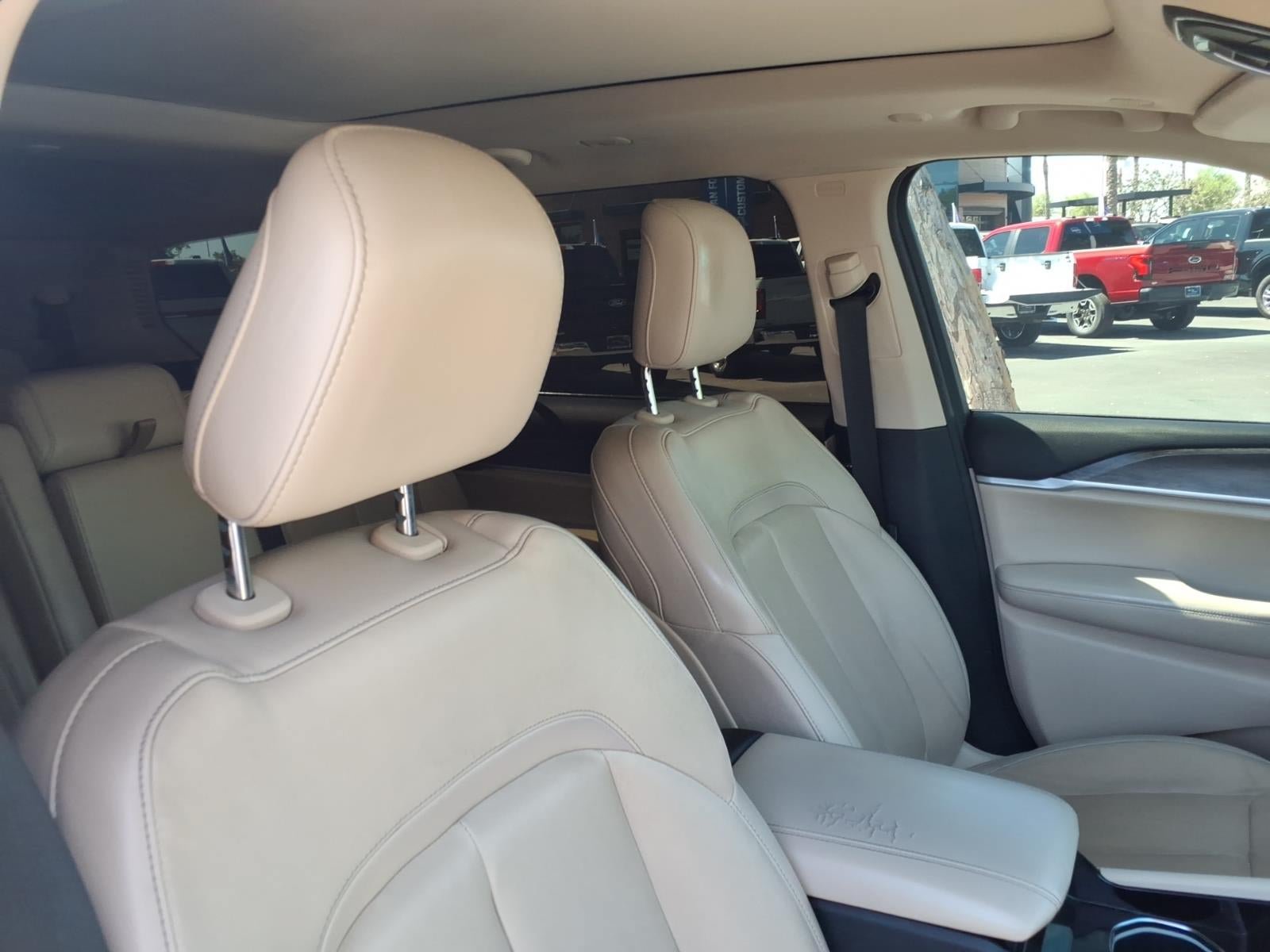 Used 2021 Jeep Grand Cherokee L Limited w/ Trailer Tow Package AWD/4WD image 12