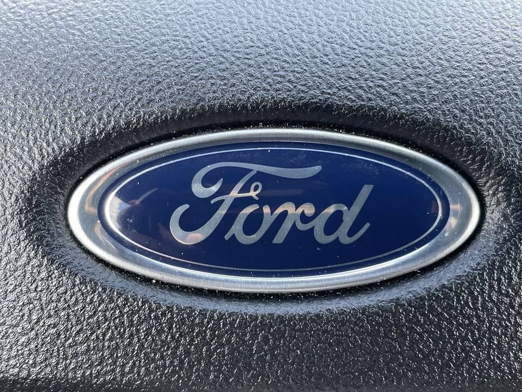 Certified 2025 Ford Escape ST-Line AWD/4WD image 28