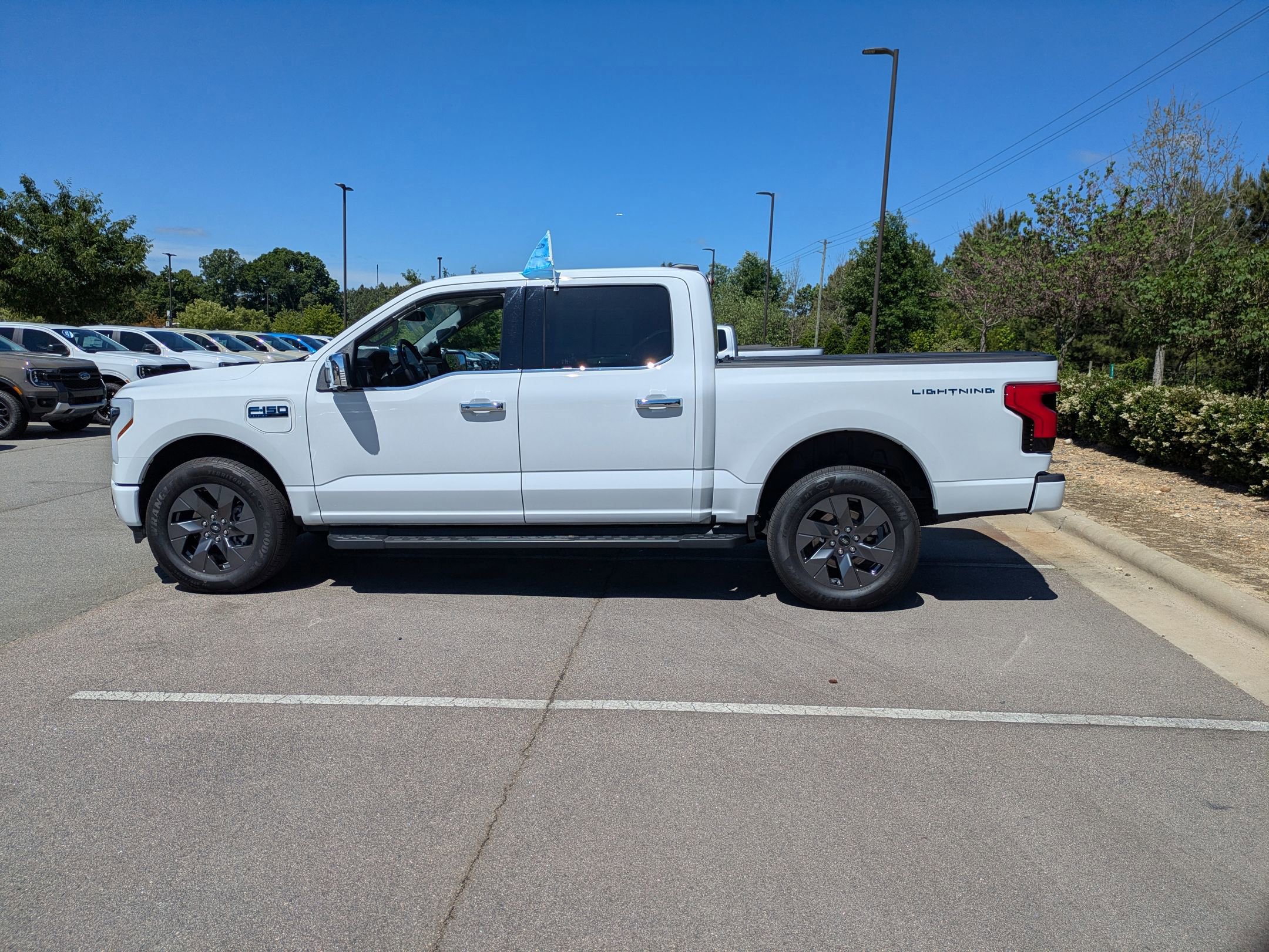 Certified 2025 Ford F150 Lightning Flash AWD/4WD image 3
