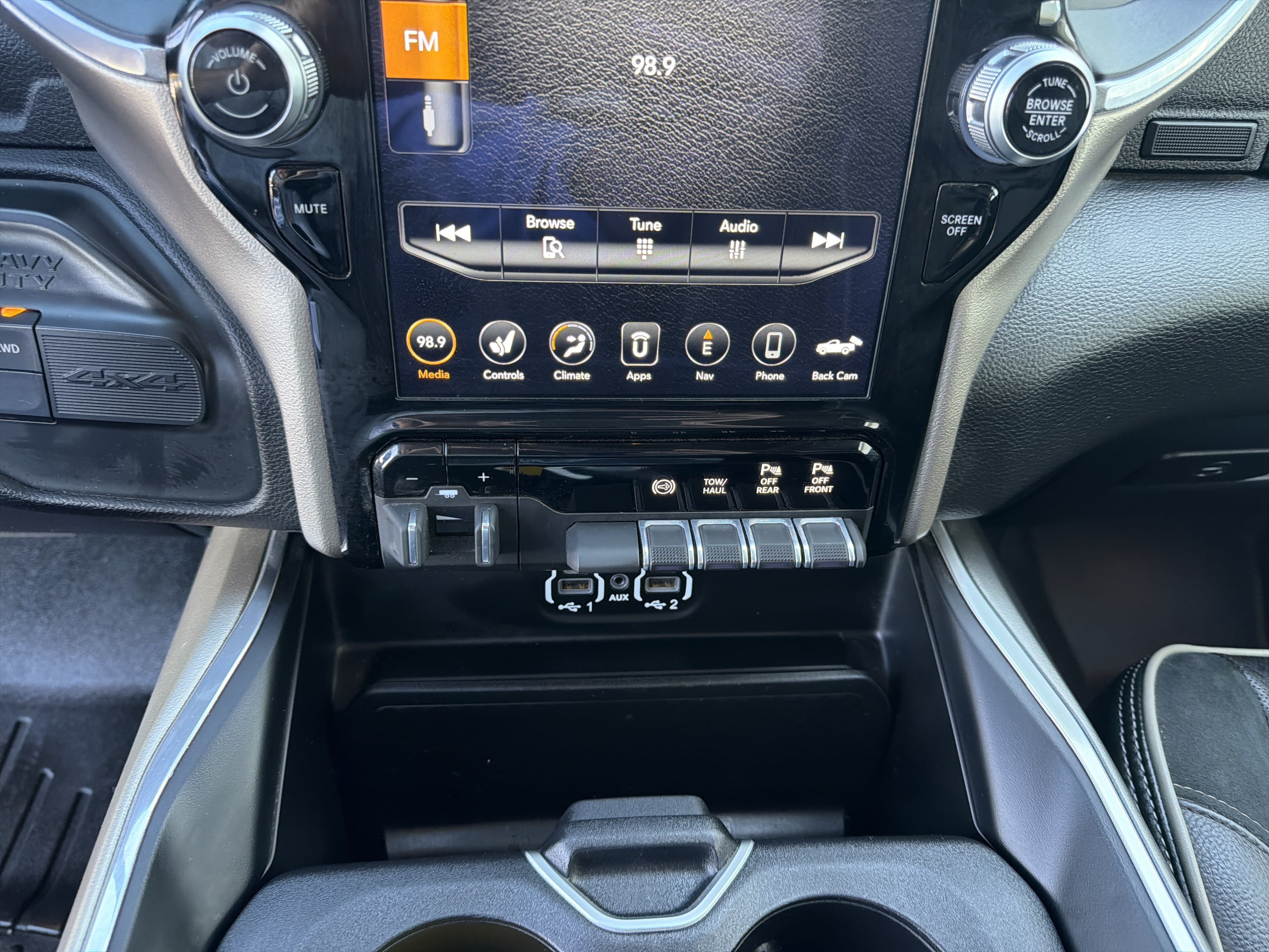 Used 2021 RAM 2500 Laramie AWD/4WD image 45