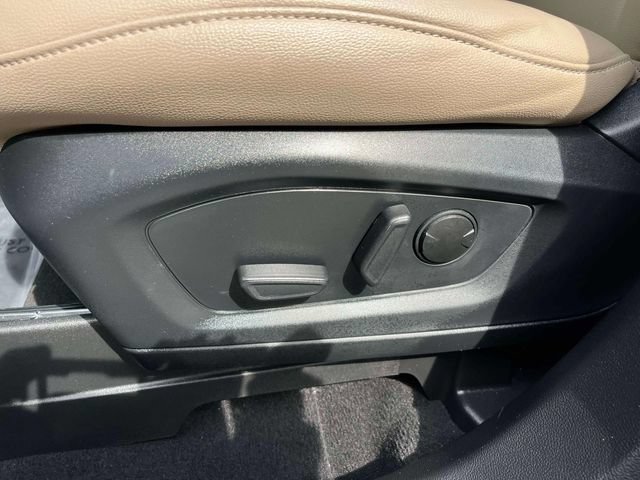 Certified 2020 Ford Explorer XLT w/ Equipment Group 202A AWD/4WD image 32