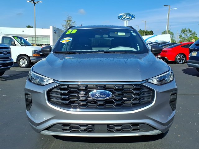 Certified 2023 Ford Escape ST-Line w/ Tech Pack #1 AWD/4WD image 2