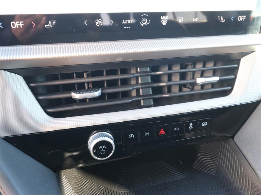 Certified 2025 Ford Explorer Active image 20