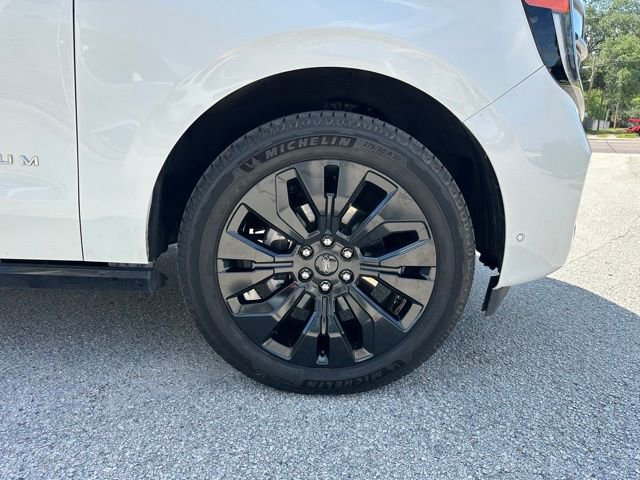 Certified 2025 Ford Expedition Max Platinum w/ Driver's Package AWD/4WD image 38