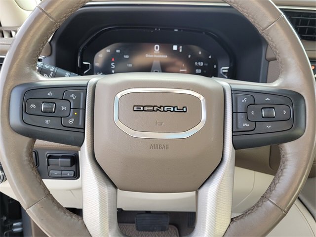 Used 2022 GMC Yukon XL Denali w/ Denali Ultimate Package image 27