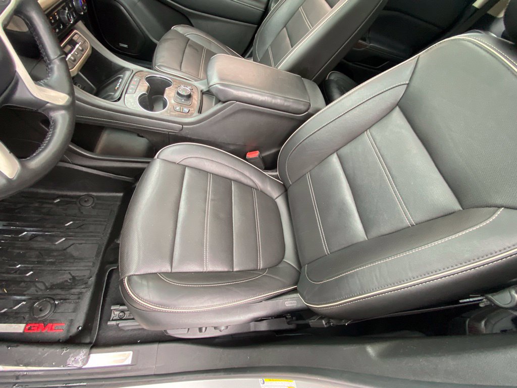 Used 2020 GMC Acadia Denali AWD/4WD image 24