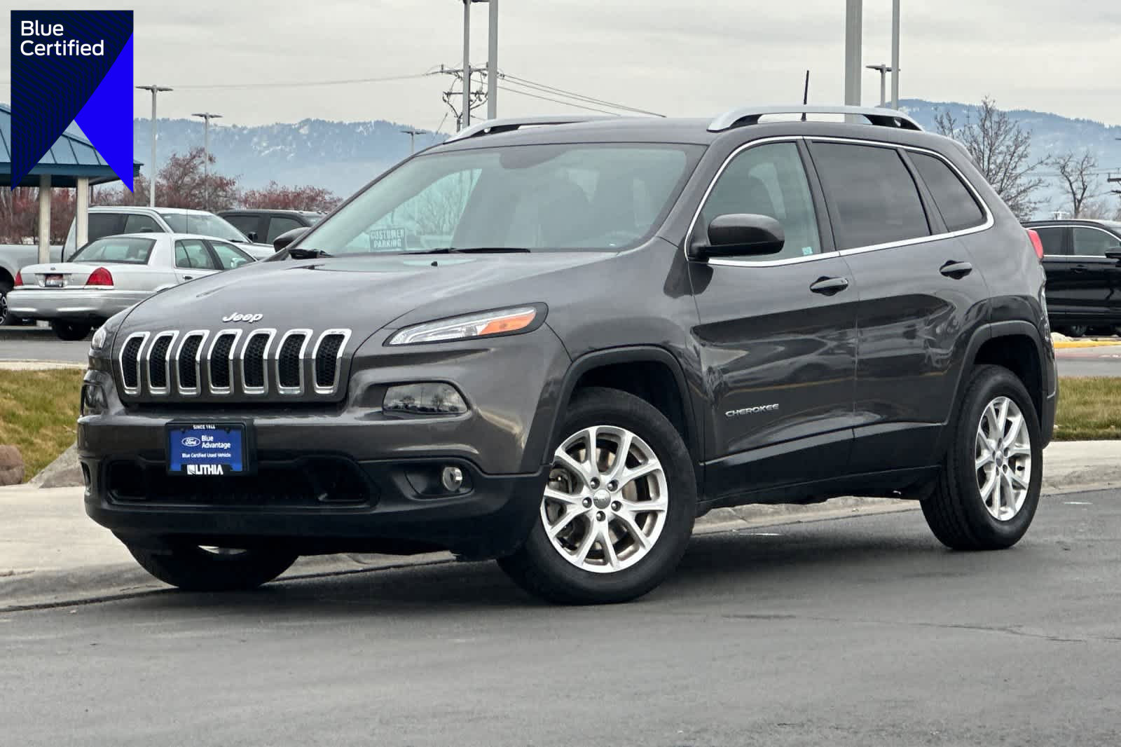 Used 2018 Jeep Cherokee Latitude Plus w/ Cold Weather Group image 1